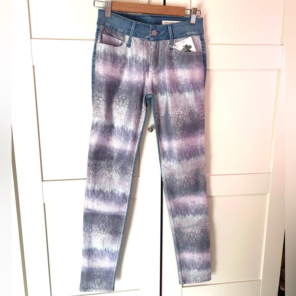 RARE Black Orchid Denim mid rise skinny Rose Petals jeans size 26 NWT - Picture 15 of 15